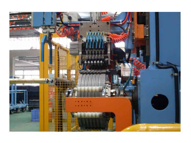 江蘇榮晟機電科技六工位單線鋼絲圈纏繞生產線