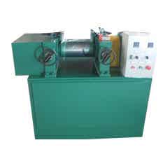 青島光越橡膠機械制造有限公司