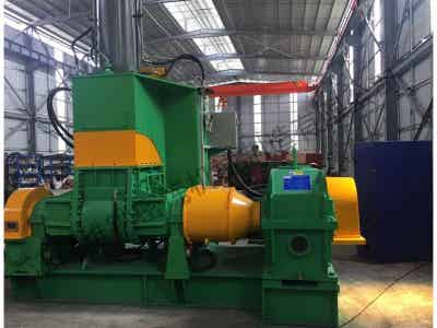 維鈉智能 翻轉(zhuǎn)式密煉機(jī)圖3