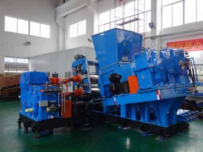 桂林君威雙螺桿擠出壓片機(jī)(密煉機(jī)下輔機(jī))圖2